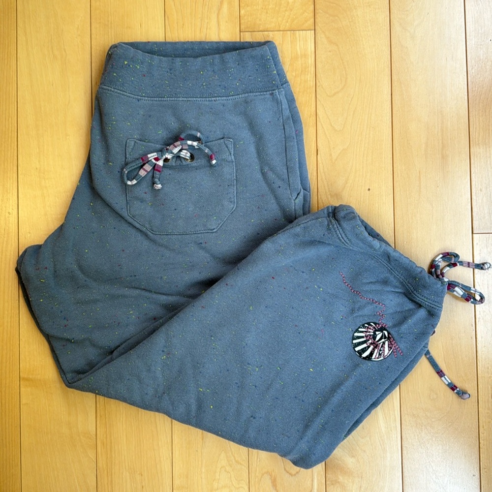 Volcom crop sweatpants